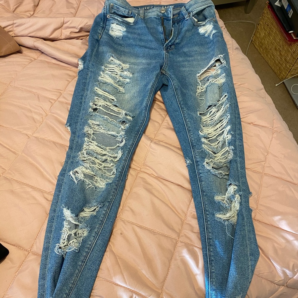 American Eagle boyfriend jeans